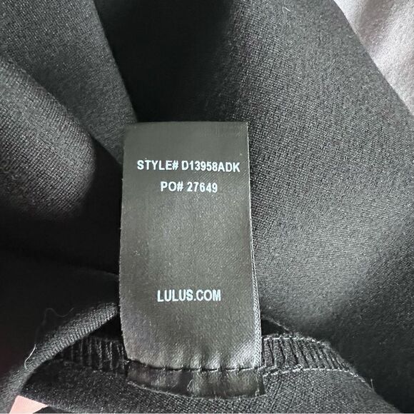 Lulu’s Cumulonimbus Cloud Scalloped Hem Skater Dress Size L - Picture 9 of 9